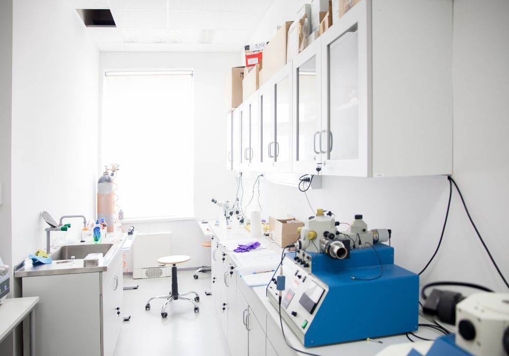 وحدات معملية ب احدث اجهزة